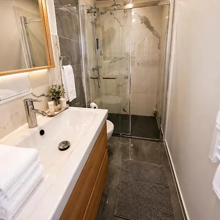 Lovely Renovated Golden Square Pedestrian Appartamento *